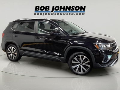 2022 Volkswagen Taos SE