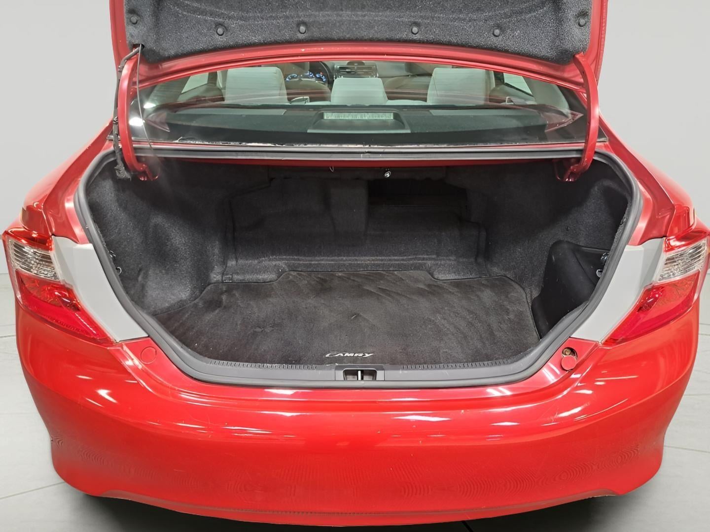 2014 Toyota Camry Hybrid XLE